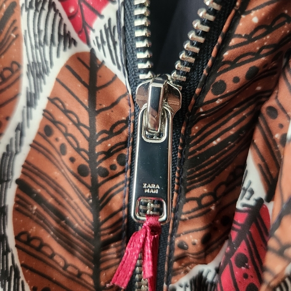 Zara Men's Hoodie lightweight leaf printed windbreaker NWT - Picture 3 of 5